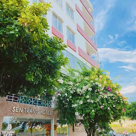 Sen Trang Hotel Lao Cai Exterior photo