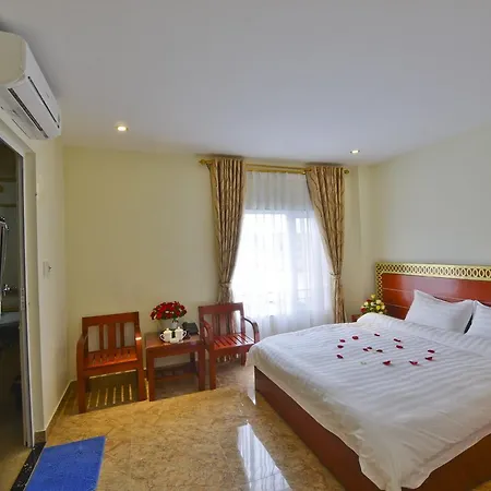 Sen Trang Hotel Lao Cai Exterior photo
